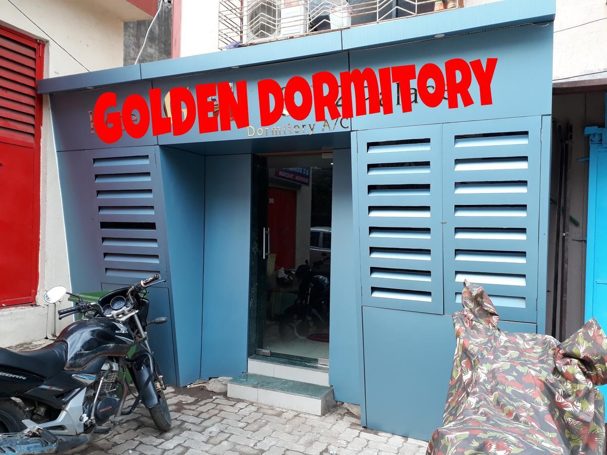 Golden Dormitory Bombaim Exterior foto